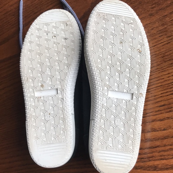 Fly London black suede Spanish made sneakers EUC - Picture 6 of 9